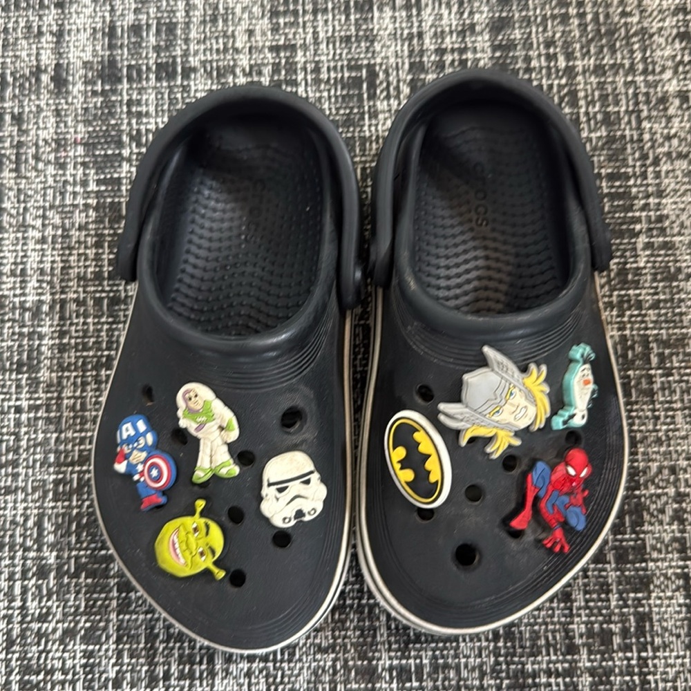 Boys Black Crocs with Jibbitz